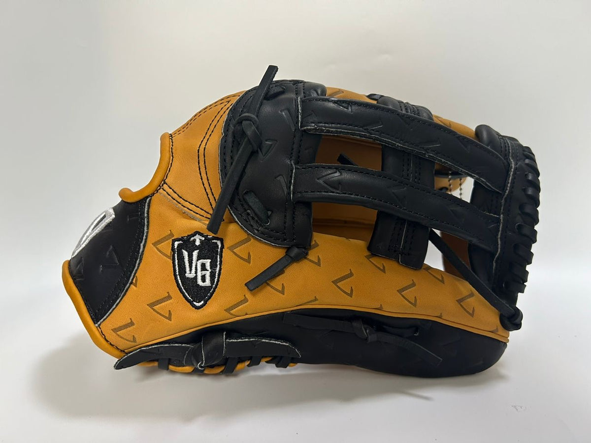 Vanquish Tan/Black fielding glove