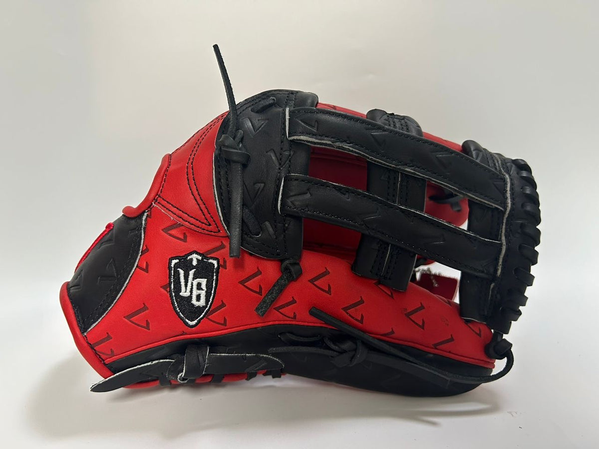 Vanquish Red/Black fielding gloves